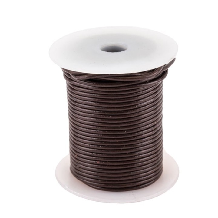 Bobine de 25 mètres de lacet de cuir plat 2mm couleur brun