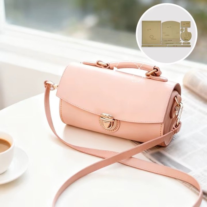Patron saccoche cuir
