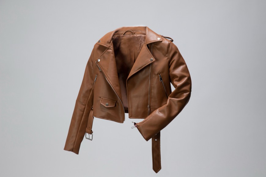 Comment réparer un col de blouson en cuir ou simili cuir